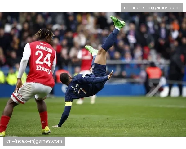 巴黎圣日耳曼4-1大胜梅斯,拉莫斯完成帽子戏法 巴黎圣日耳曼4-1大胜梅斯,拉莫斯完成帽子戏法