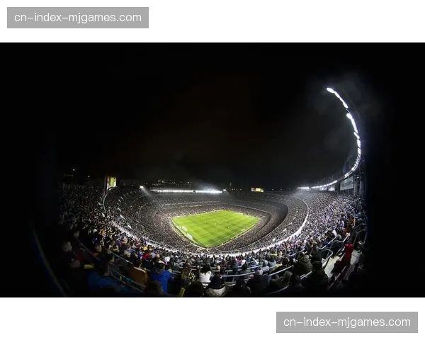 历史交锋回顾：巴萨与那不勒斯在欧冠赛场的四次对决全记录